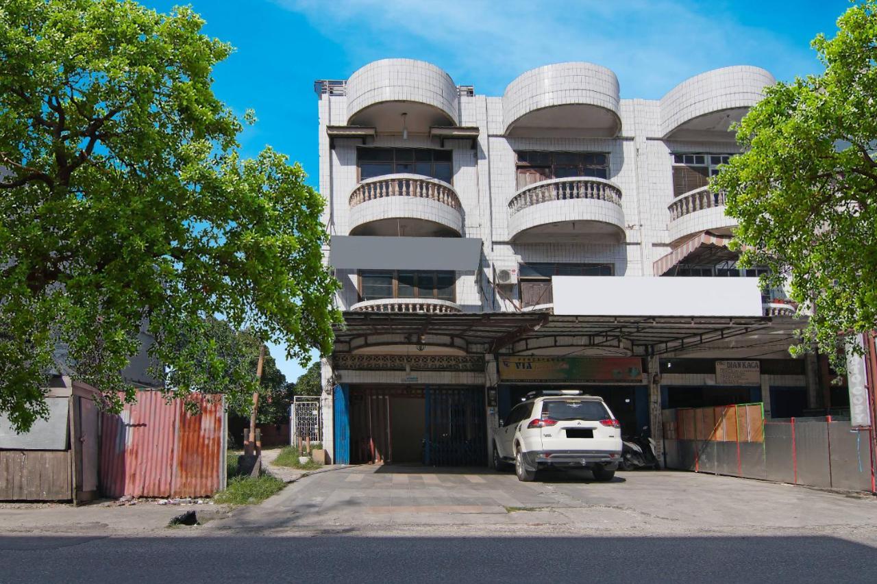 Oyo 91510 Homestay Utama Syariah Pekanbaru Esterno foto