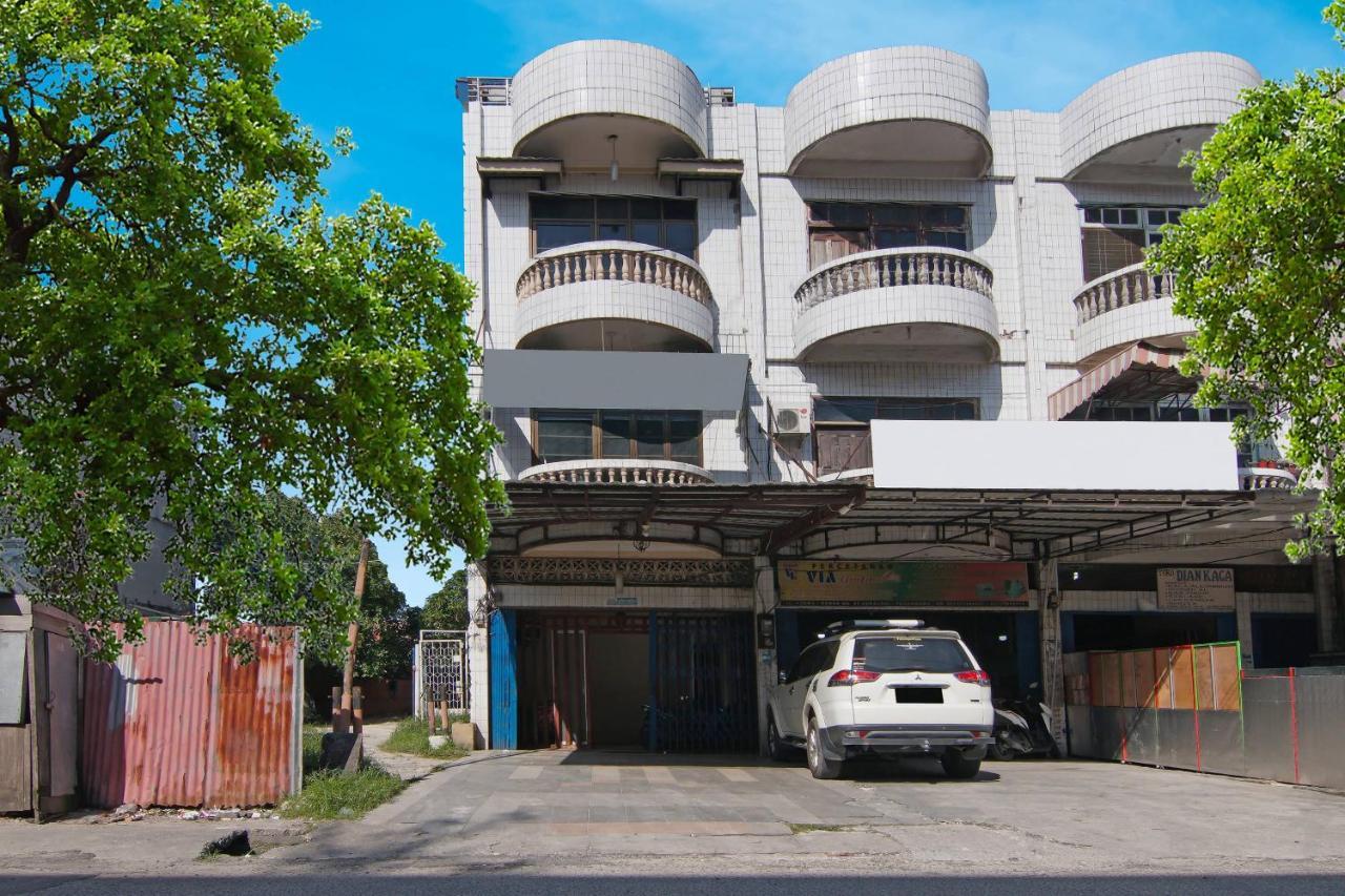 Oyo 91510 Homestay Utama Syariah Pekanbaru Esterno foto