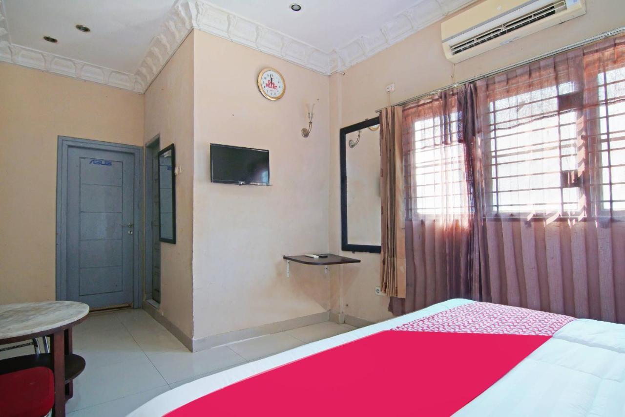 Oyo 91510 Homestay Utama Syariah Pekanbaru Esterno foto
