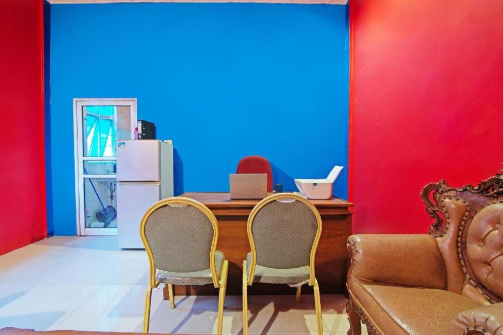 Oyo 91510 Homestay Utama Syariah Pekanbaru Esterno foto